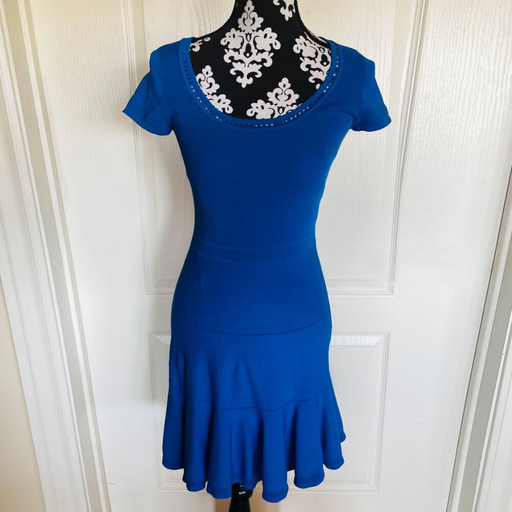 Diane Von Furstenberg - Cobalt Blue Short Sleeve Knit Dress Small